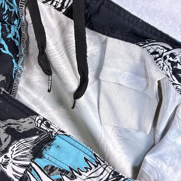 VTG Y2K Joe Boxer Mens 40 Black Blue Piranha AOP Skull Board Shorts Swim Trunks - Picture 5 of 9